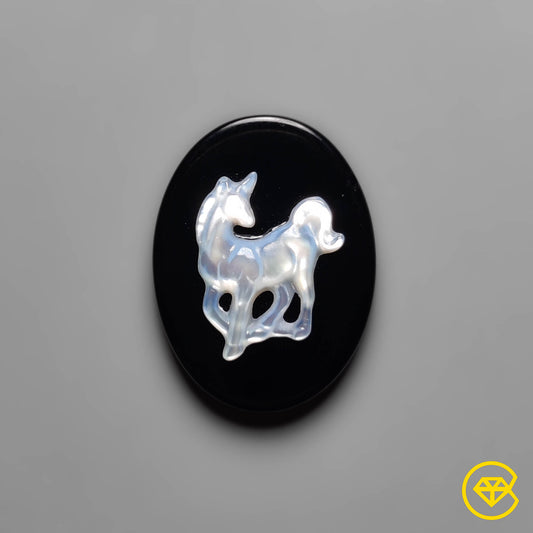 Mother Of Pearl|Onyx