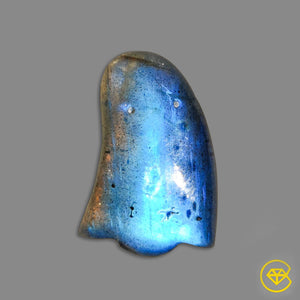 11 carat Blue Labradorite Gost Carving Natural 20X13X5 mm From Madagascar