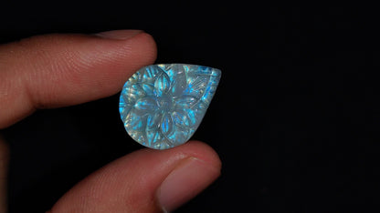 Rainbow Moonstone Mughal Carving