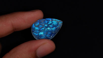 Rainbow Moonstone Mughal Carving