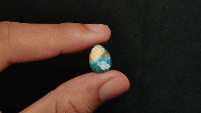 Honeycomb Cut Labradorite