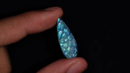 Rainbow Moonstone Mughal Carving
